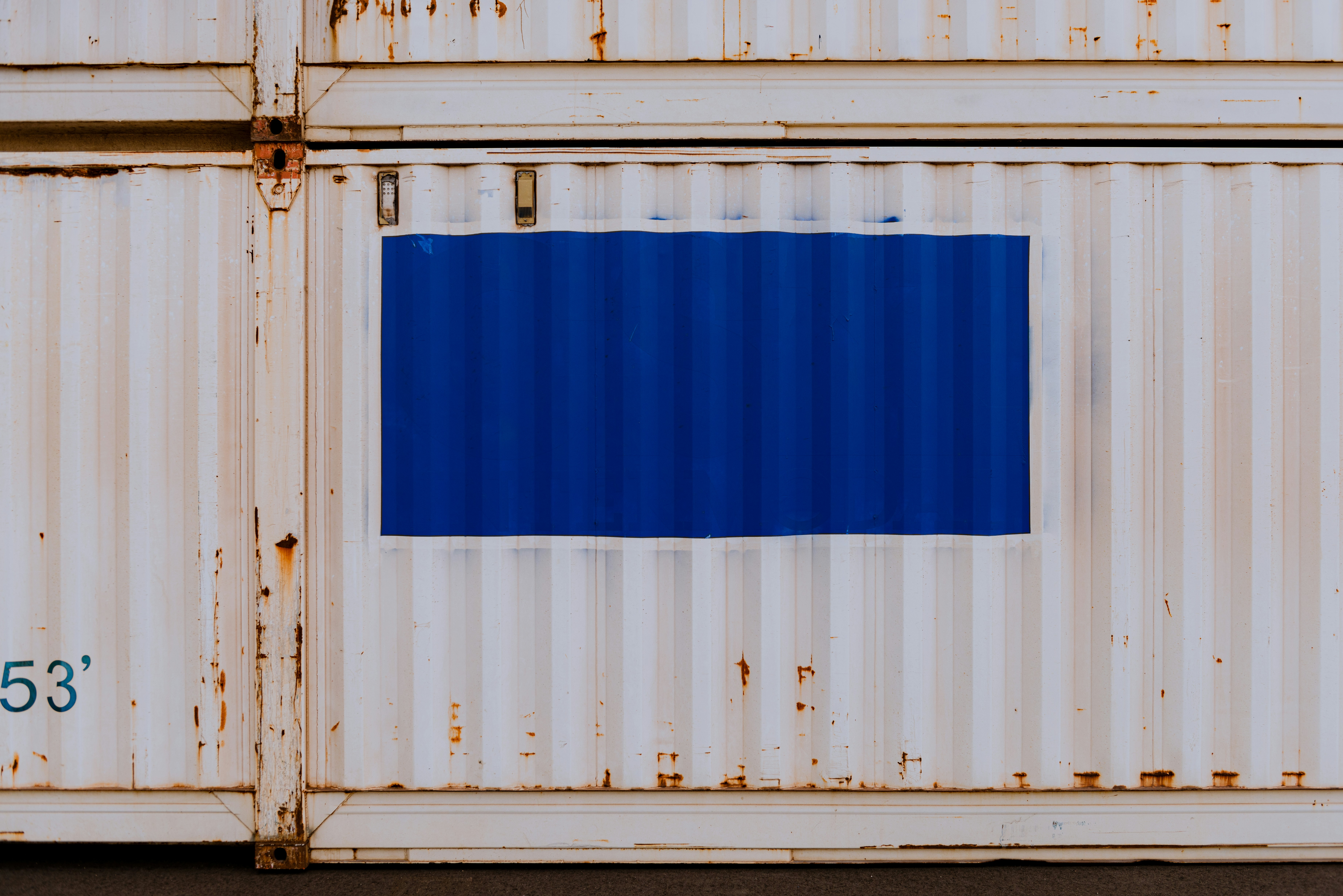 Container